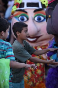 Outubro: o mês em que as crianças encontram o teatro